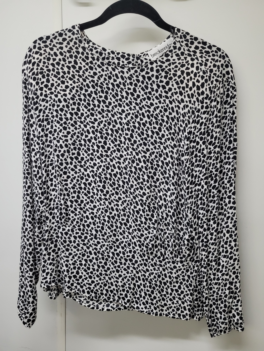 breckenridge Black & White Spot Print Long Sleeve Top